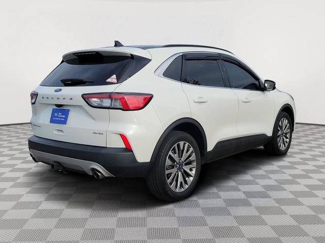 Certified 2022 Ford Escape Titanium w/ Class II Trailer Tow Package AWD/4WD image 5