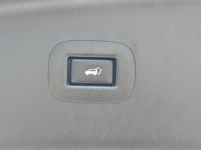 Used 2017 Nissan Armada Platinum w/ Captain Seat Package AWD/4WD image 21