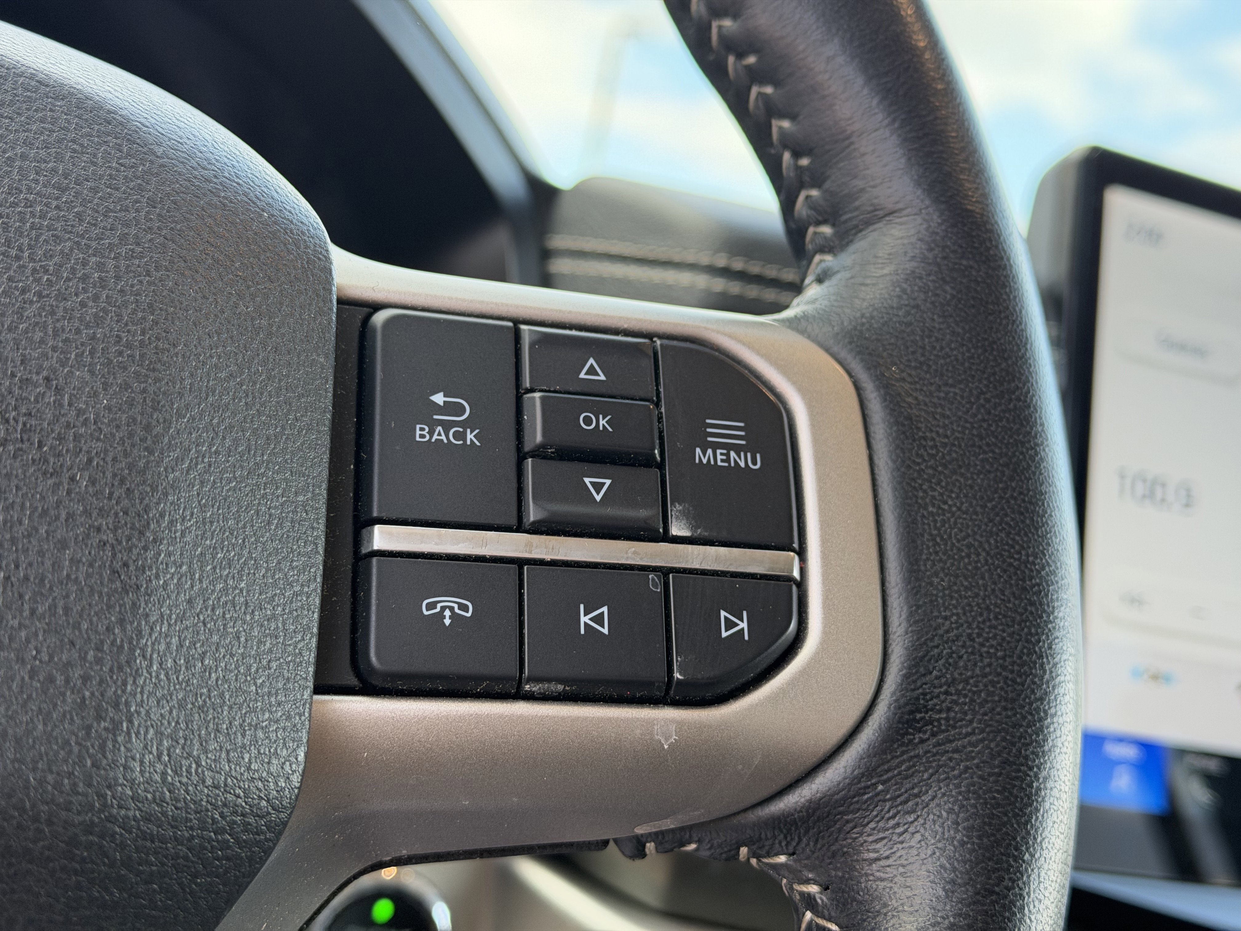 Certified 2022 Ford Expedition Max XLT image 16