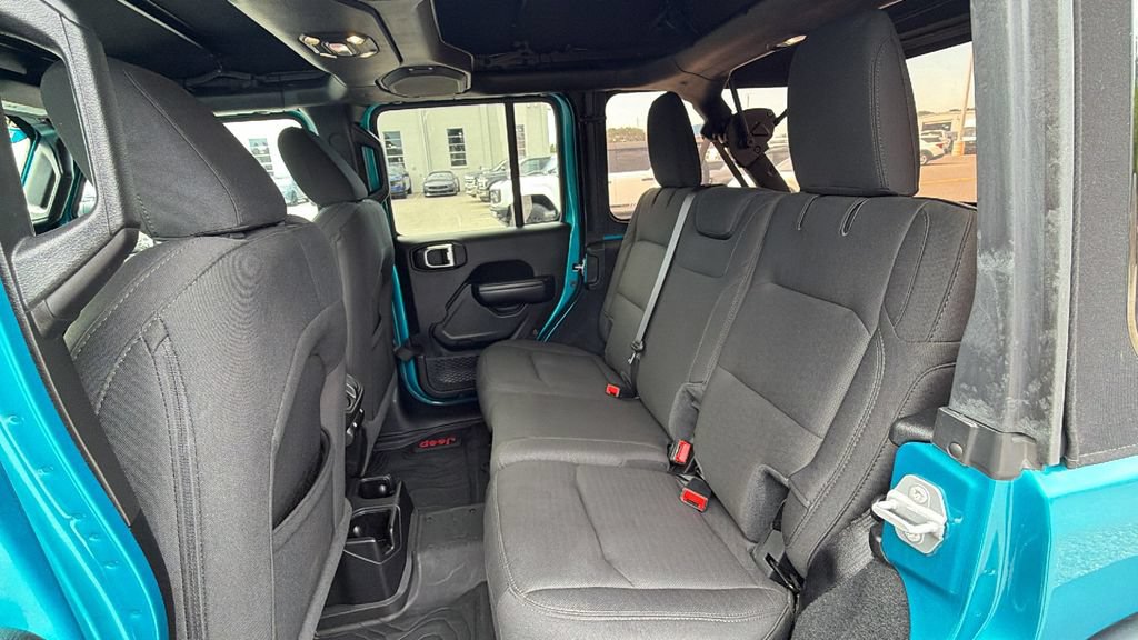 Used 2020 Jeep Wrangler Unlimited Sport AWD/4WD image 25