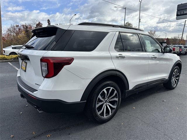 Certified 2022 Ford Explorer ST-Line w/ Class IV Trailer Tow Package image 5