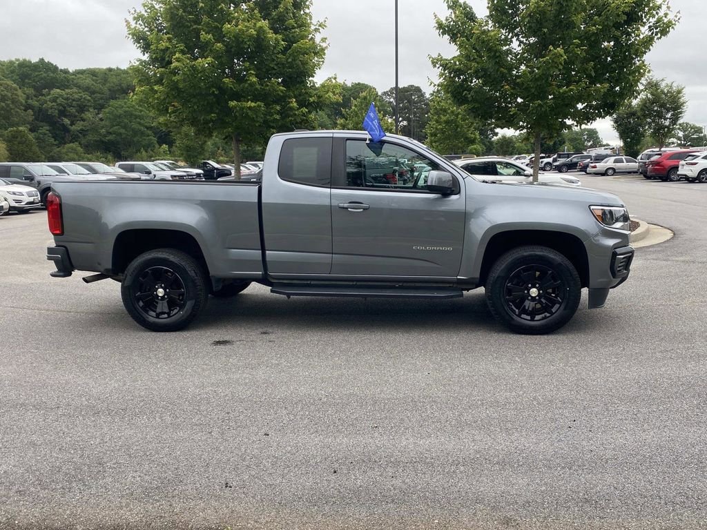 Used 2022 Chevrolet Colorado LT w/ Fleet Safety Package RWD image 2