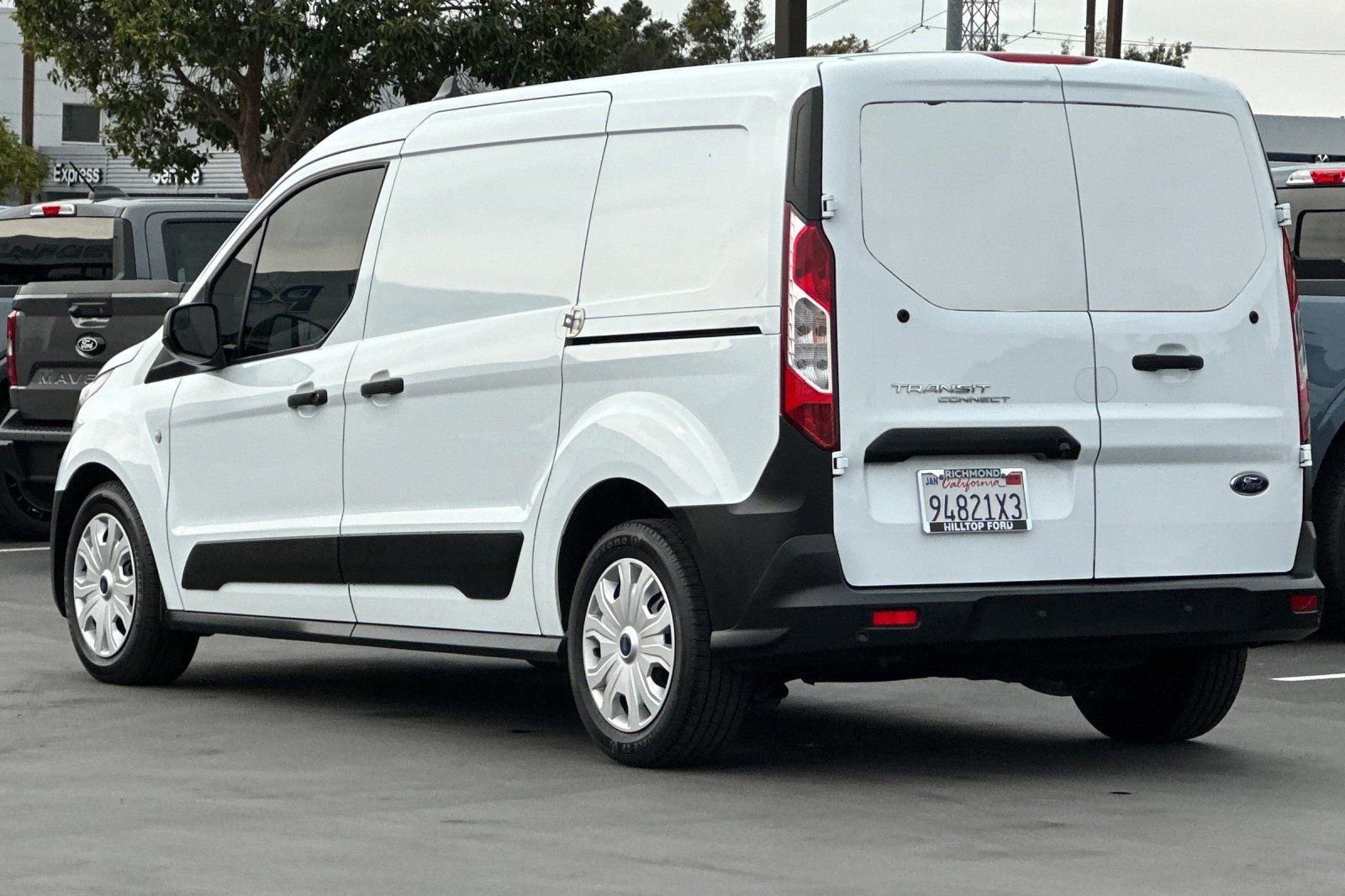 Certified 2023 Ford Transit Connect XL image 3