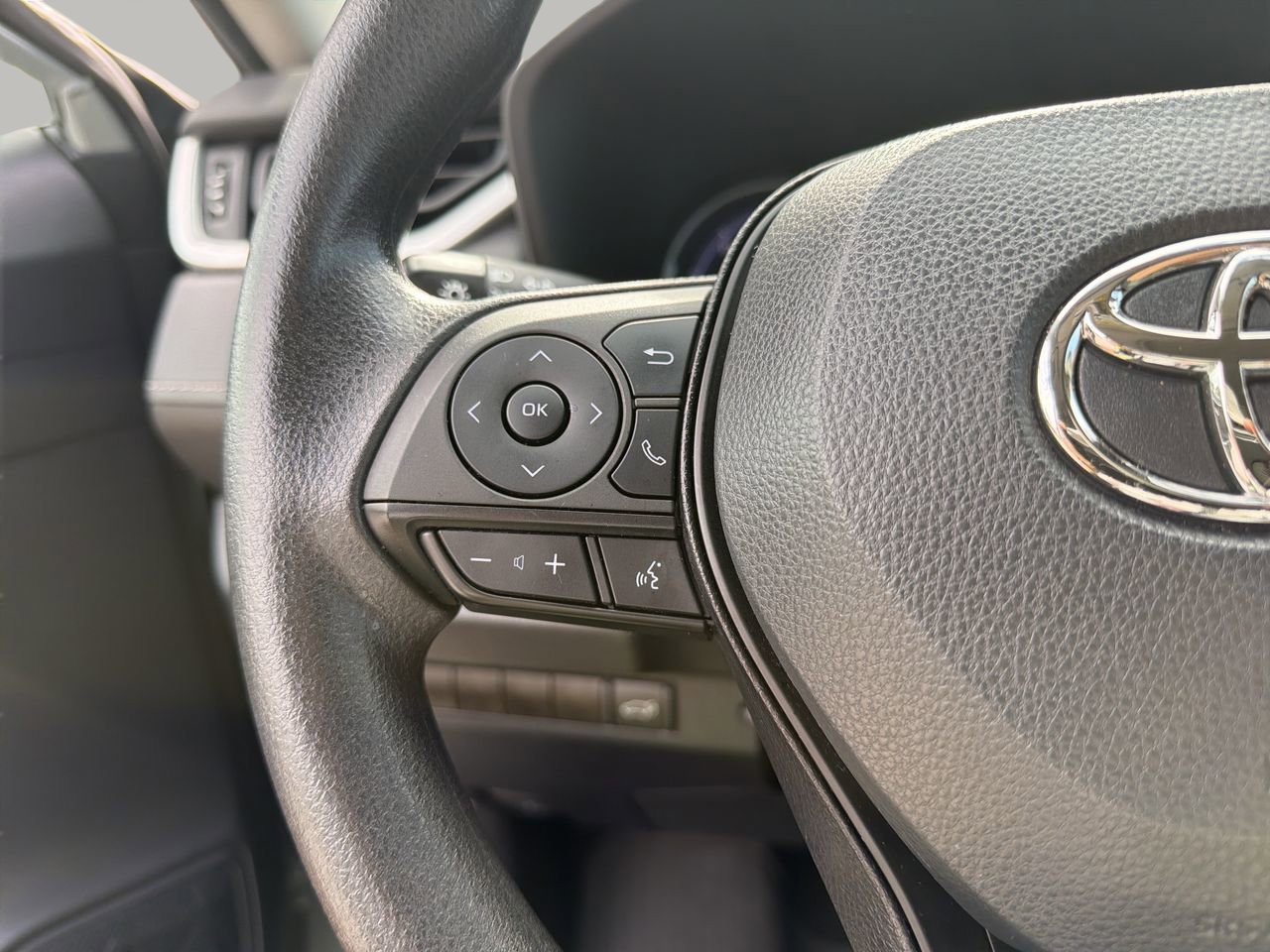 Used 2023 Toyota RAV4 XLE w/ Convenience Package AWD/4WD image 24