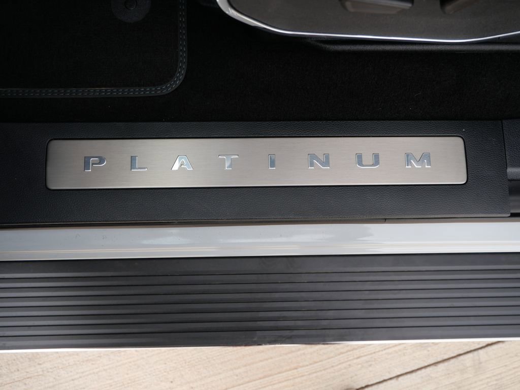 Certified 2026 Ford F250 Platinum AWD/4WD image 23