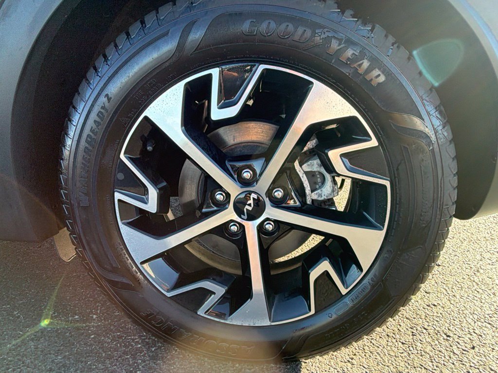 Used 2023 Kia Sportage EX FWD image 53