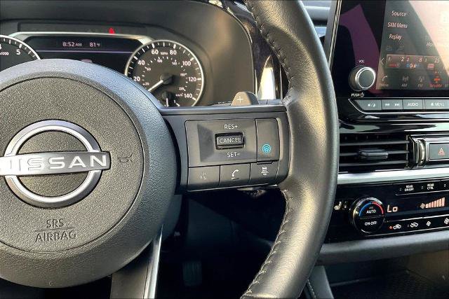 Used 2025 Nissan Pathfinder SV FWD image 12