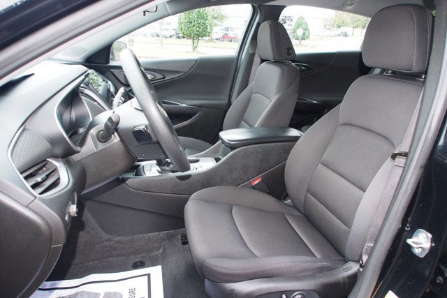 Used 2023 Chevrolet Malibu LT image 16