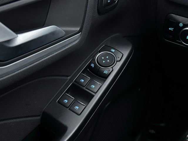 Certified 2025 Ford Escape Platinum image 36