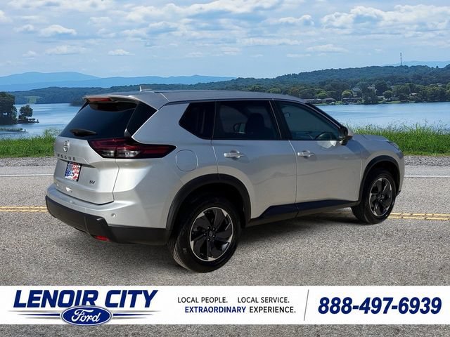 Used 2024 Nissan Rogue SV FWD image 3