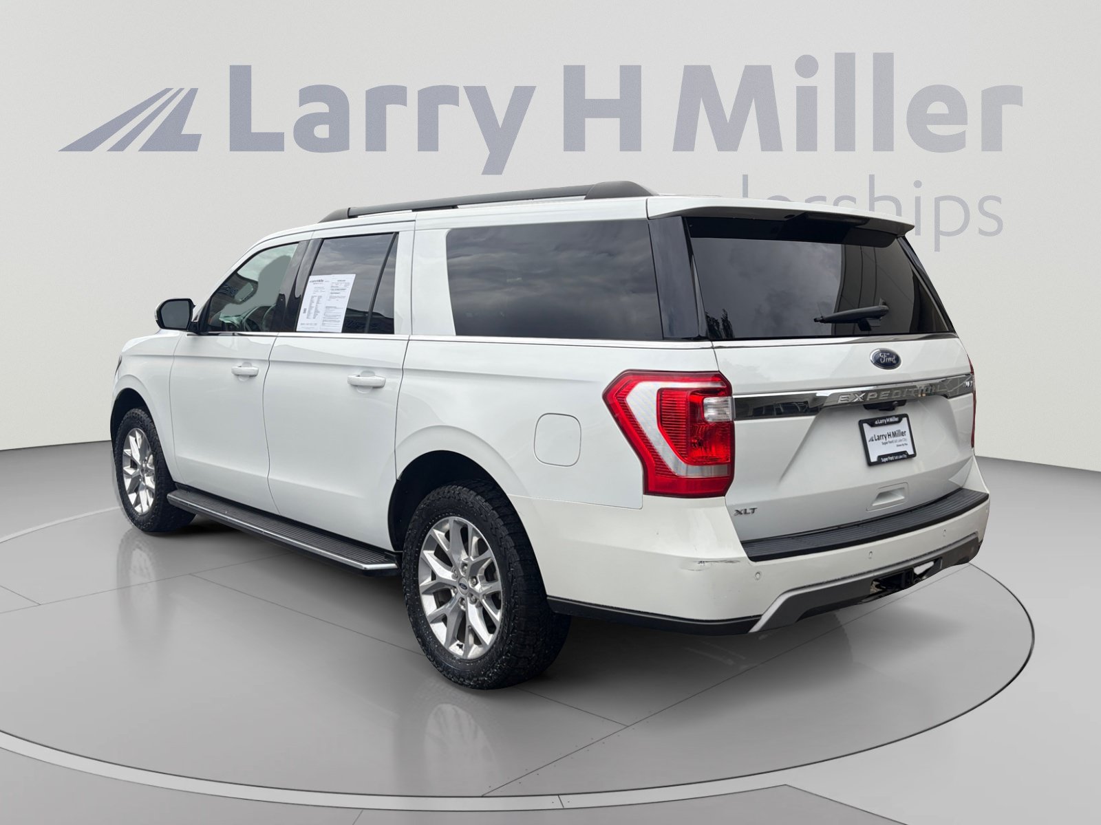 Certified 2020 Ford Expedition Max XLT w/ Equipment Group 202A AWD/4WD image 3