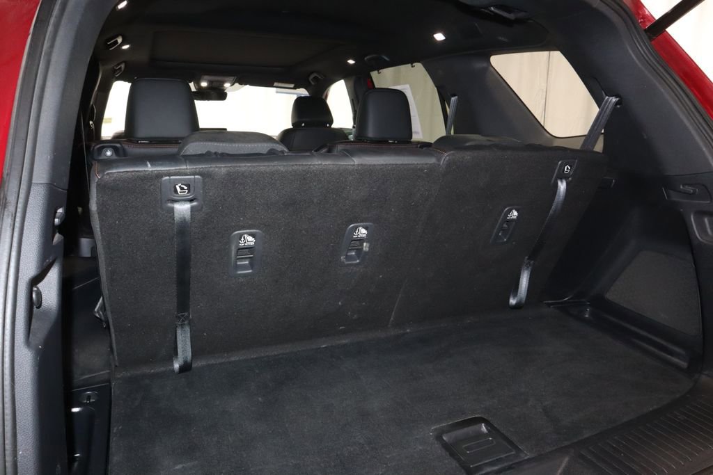 Used 2025 Honda Pilot TrailSport image 18