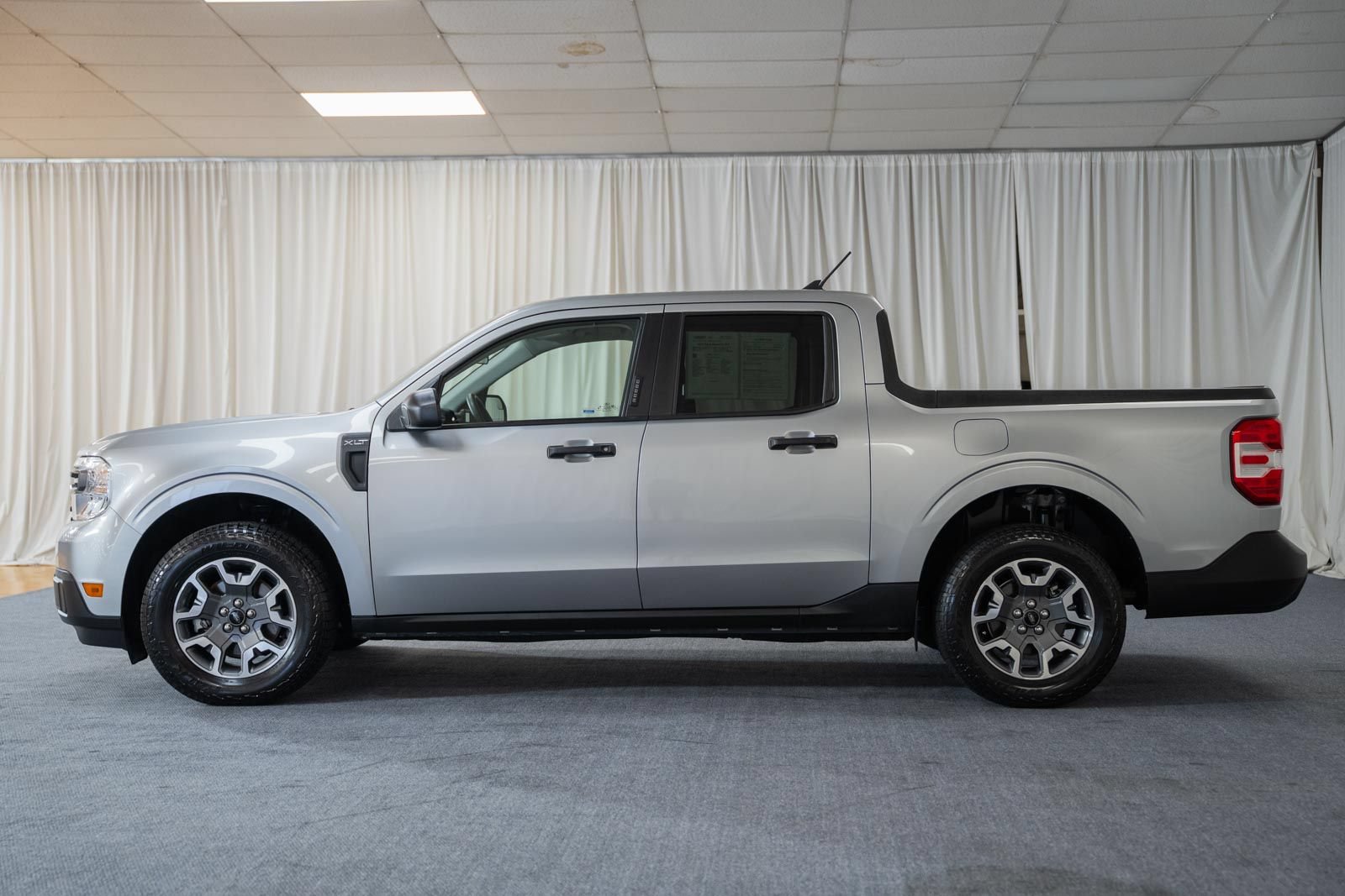 Certified 2022 Ford Maverick XLT w/ Equipment Group 300A Standard AWD/4WD image 5