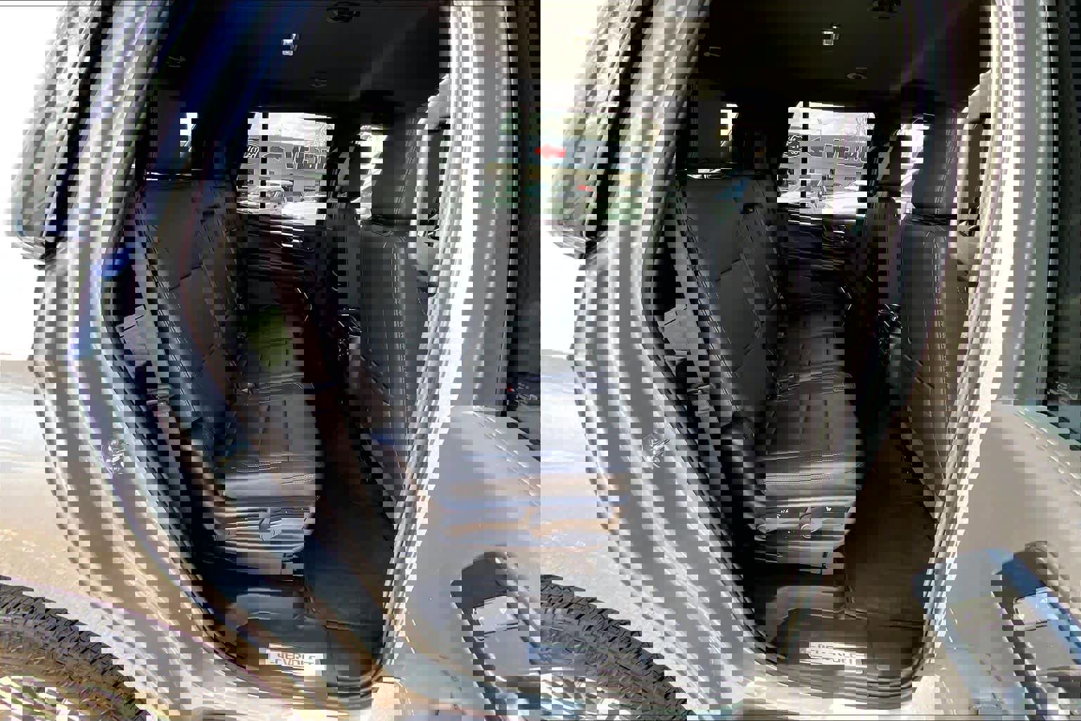 Used 2025 Chevrolet Tahoe Z71 image 20