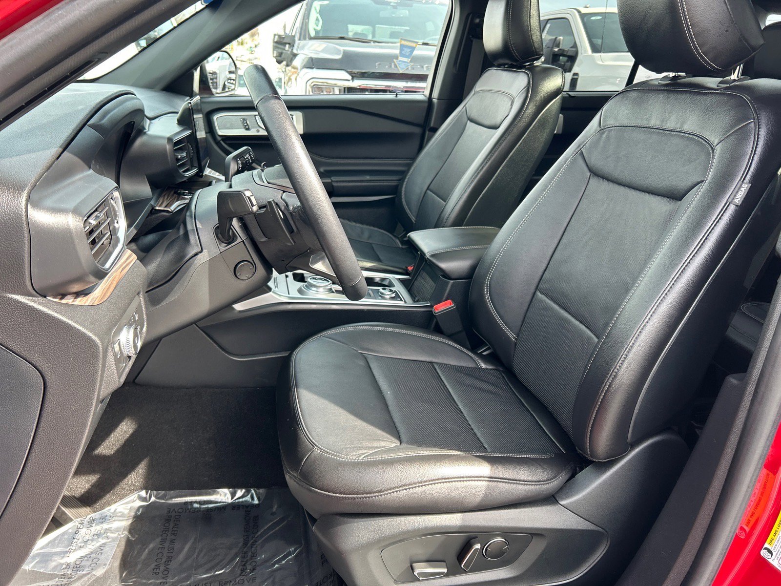 Certified 2020 Ford Explorer Limited w/ Class III Trailer Tow Package image 10