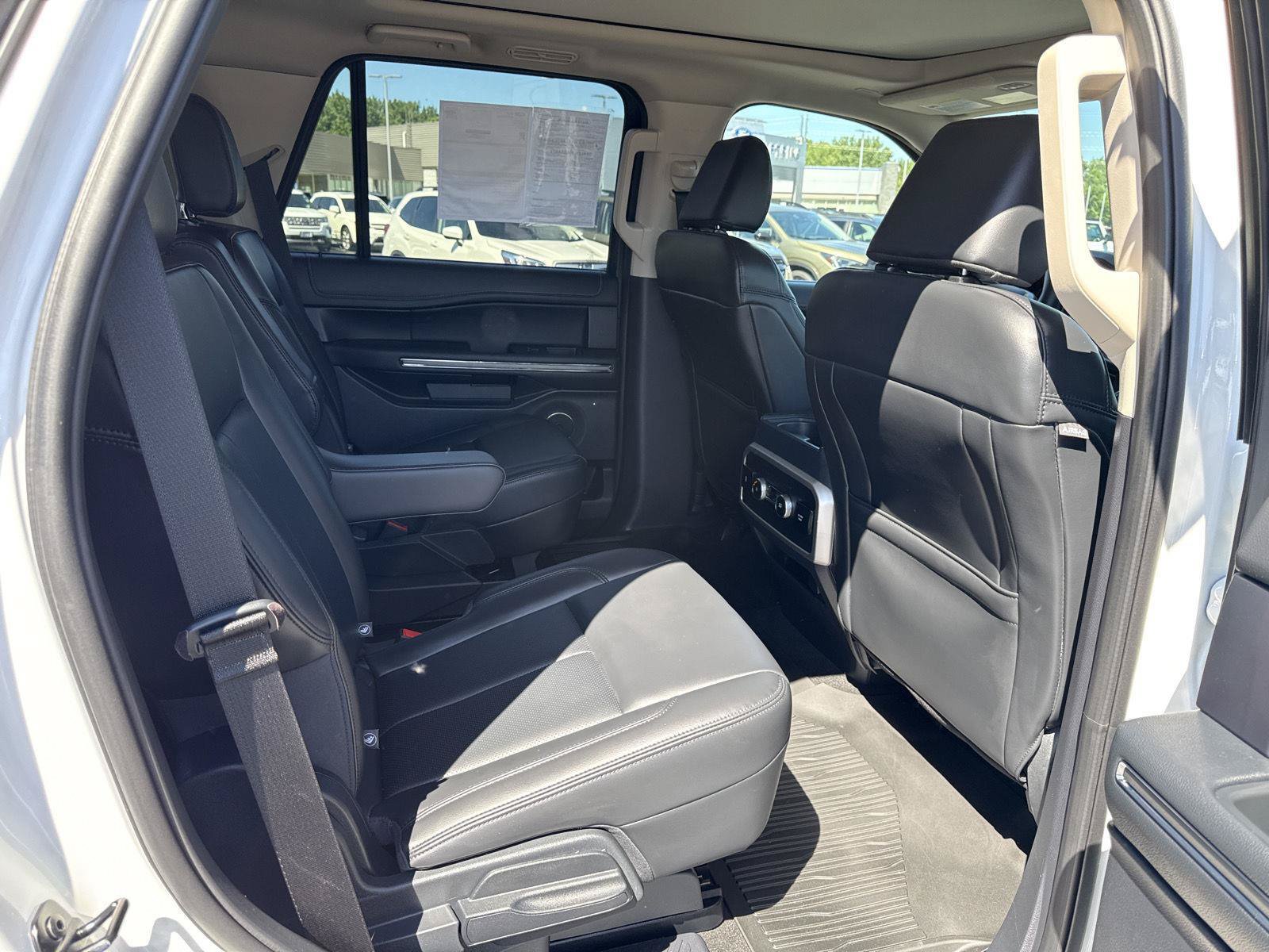 Certified 2024 Ford Expedition XLT AWD/4WD image 29