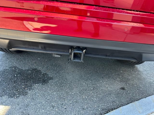 Certified 2023 Ford Edge ST-Line w/ Class II Trailer Tow Package AWD/4WD image 9