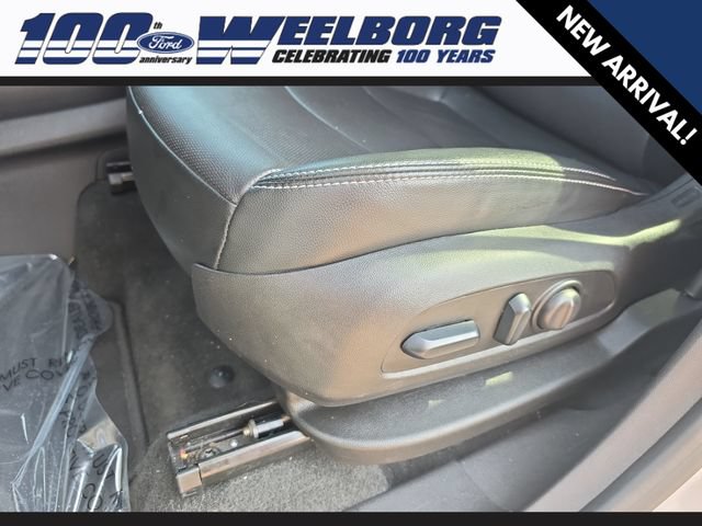 Used 2024 GMC Terrain SLT AWD/4WD image 11