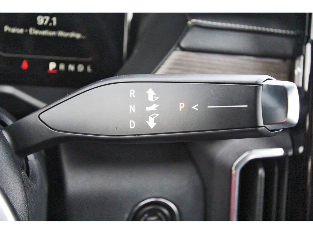 Used 2025 GMC Acadia Denali FWD image 18