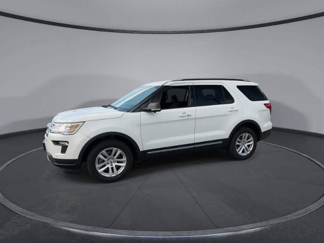 Certified 2019 Ford Explorer XLT w/ Equipment Group 201A AWD/4WD image 4