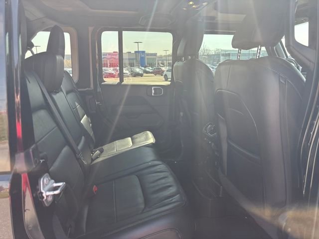 Used 2021 Jeep Wrangler Unlimited Sahara image 11