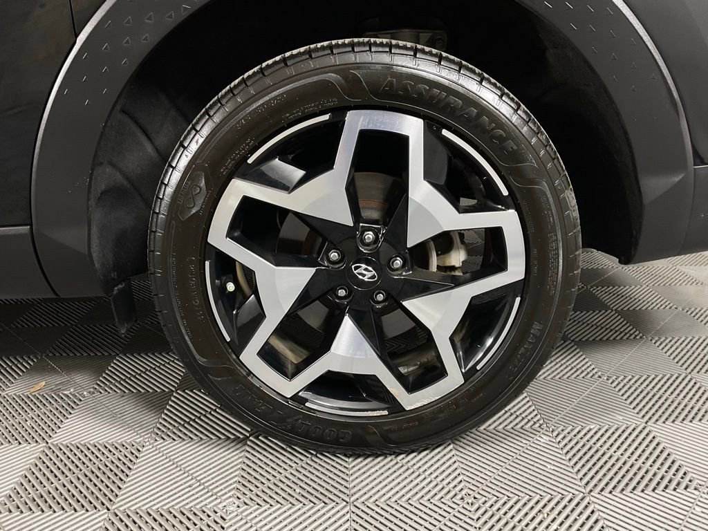 Used 2022 Hyundai Santa Cruz Limited image 10