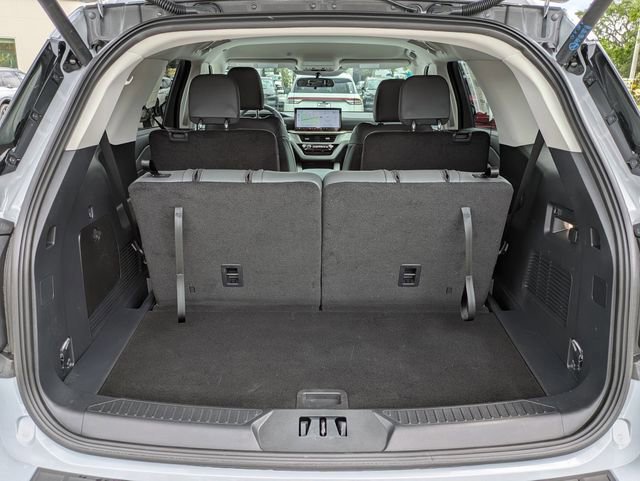 Certified 2026 Ford Explorer Active w/ Active Comfort Package RWD image 13