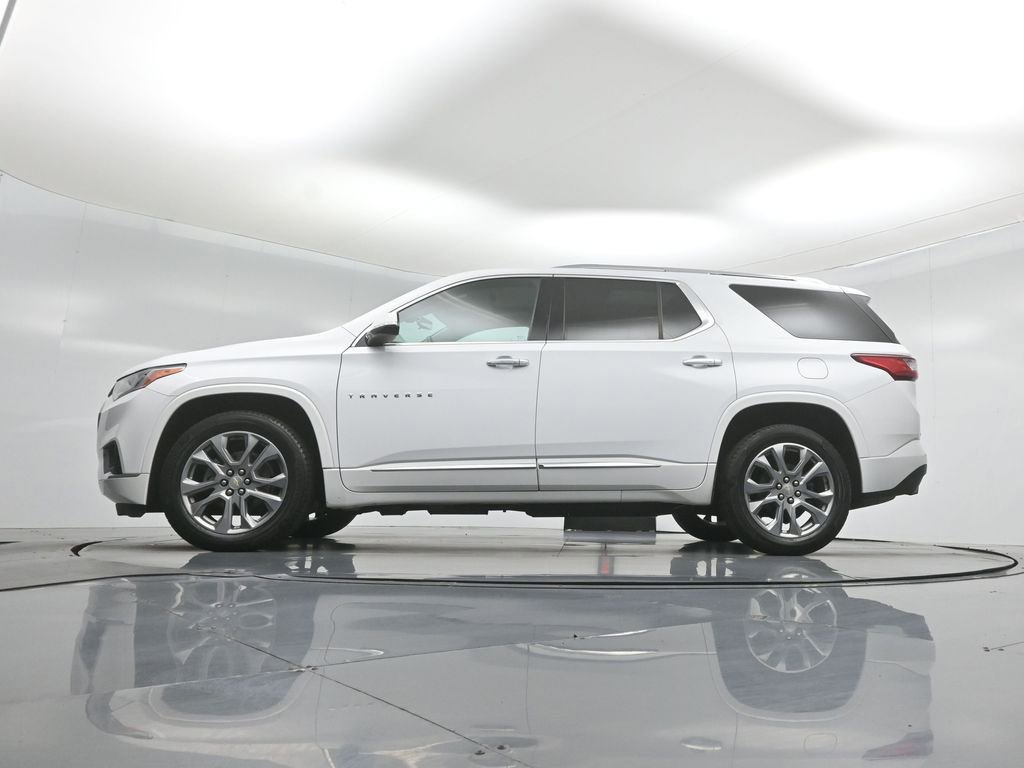 Used 2018 Chevrolet Traverse Premier w/ Driver Confidence II Package FWD image 8