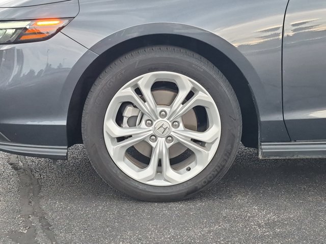 Used 2024 Honda Accord LX image 9