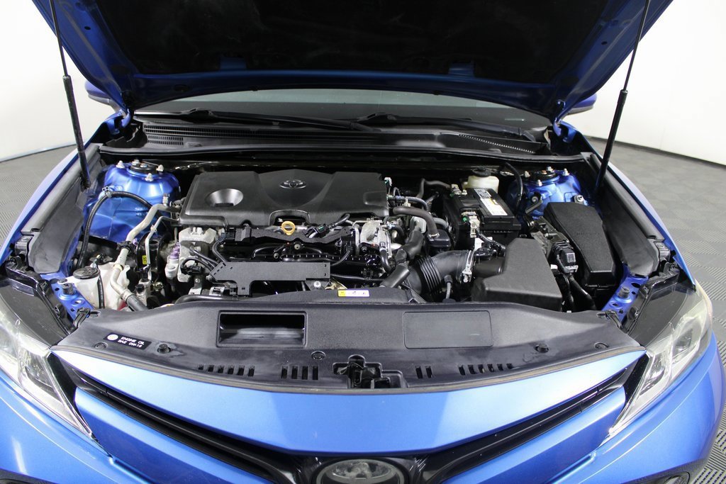 Used 2019 Toyota Camry LE image 9