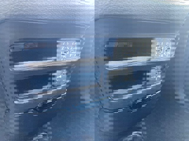 Used 2022 Chrysler Pacifica Touring-L w/ S Appearance Package image 19