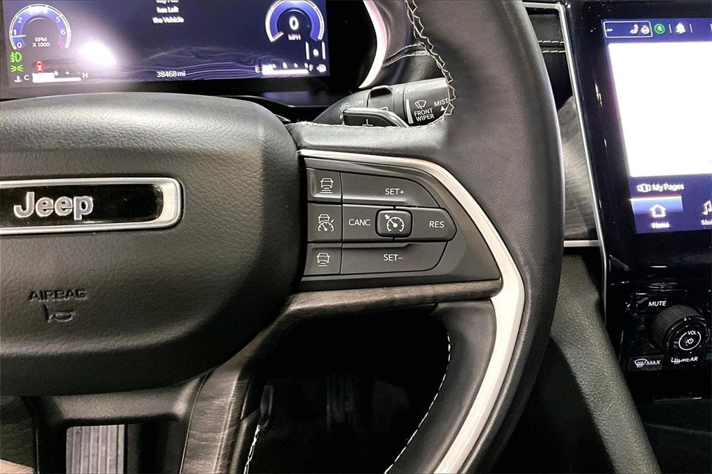 Used 2021 Jeep Grand Cherokee L Limited image 18