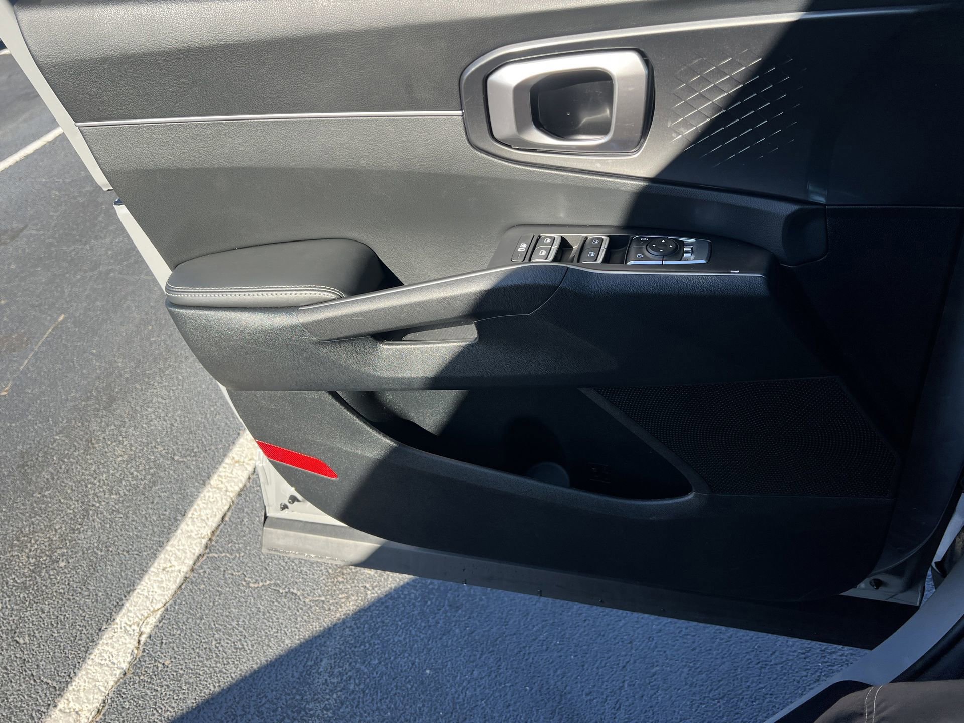 Used 2025 Kia Sorento S w/ Panoramic Sunroof Package image 19