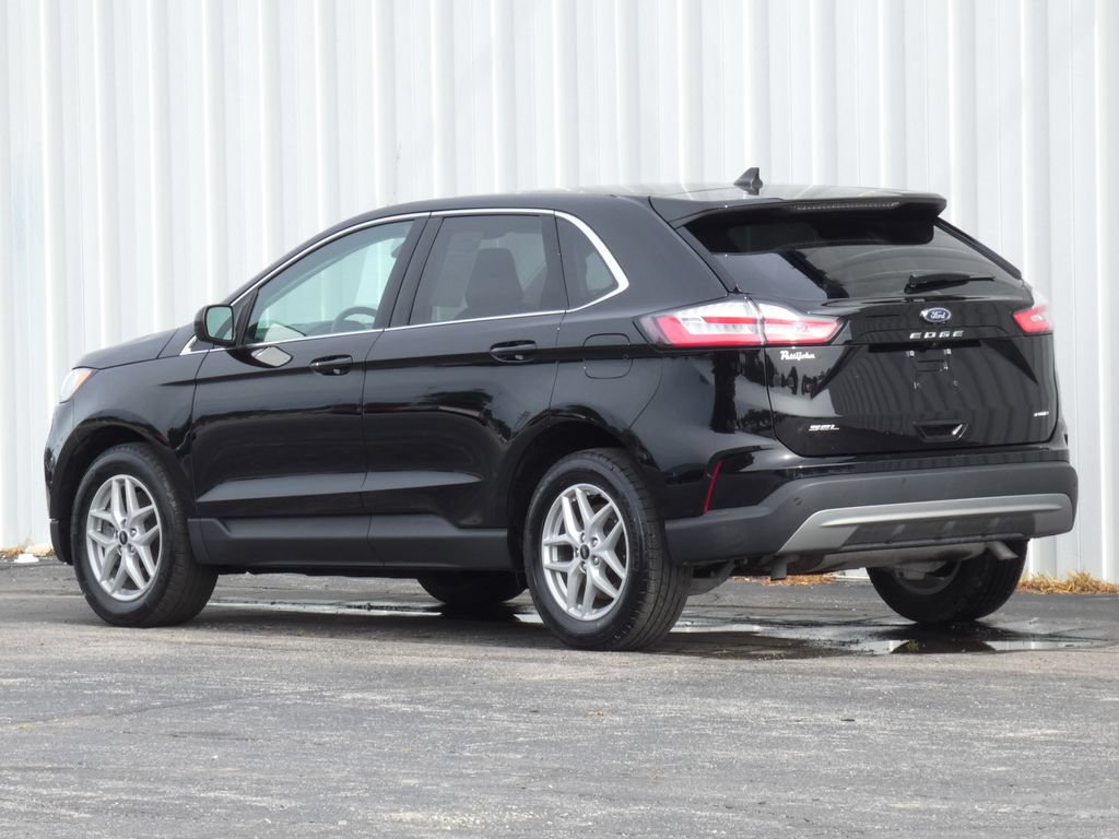 Certified 2024 Ford Edge SEL w/ Convenience Package AWD/4WD image 5