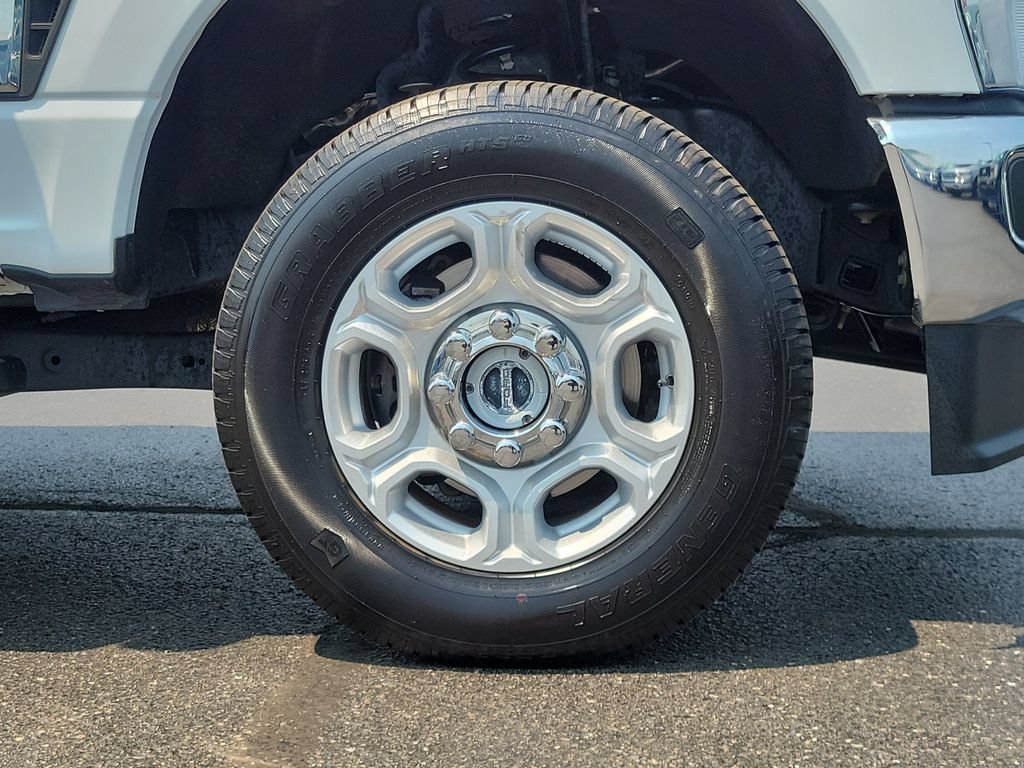 Certified 2026 Ford F250 XLT AWD/4WD image 9