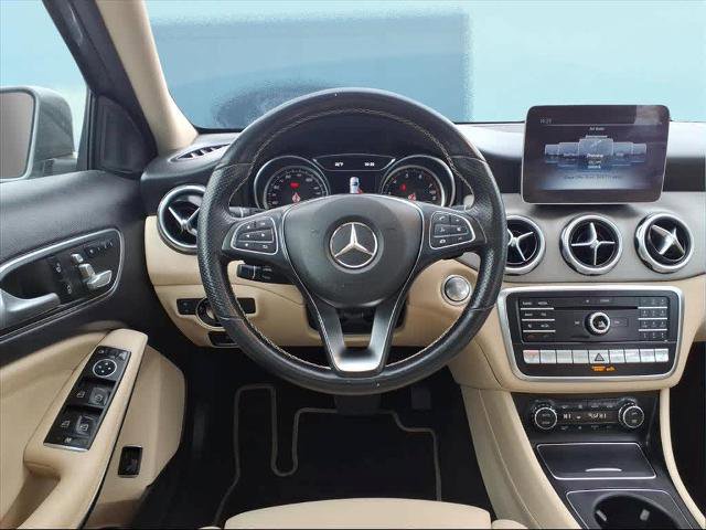 Used 2019 Mercedes-Benz GLA 250 4MATIC image 14