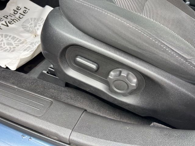 Certified 2018 Ford Taurus SEL w/ Equipment Group 201A FWD image 19