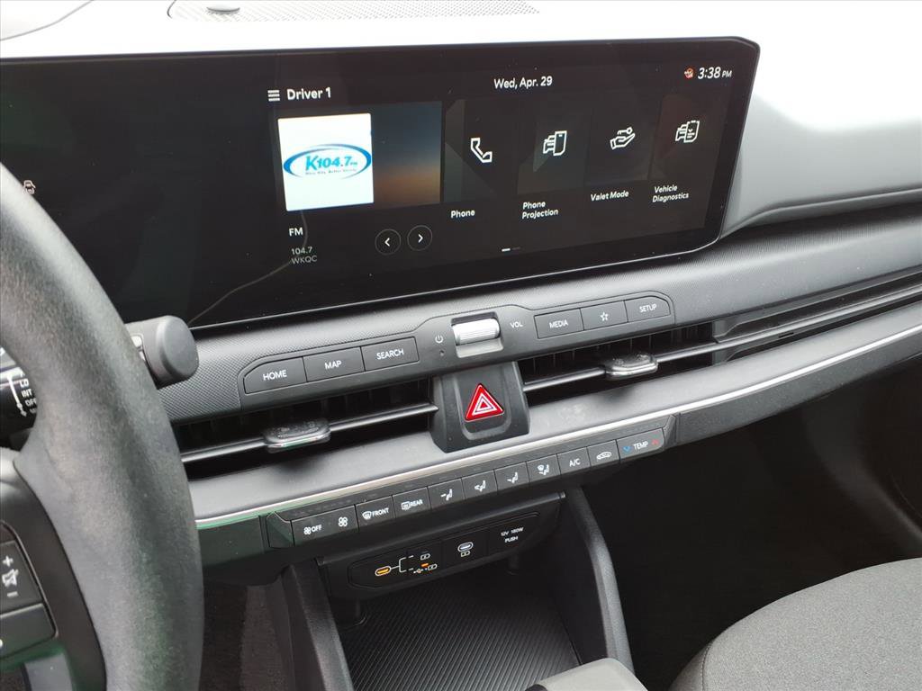 Used 2025 Kia K4 FWD image 16