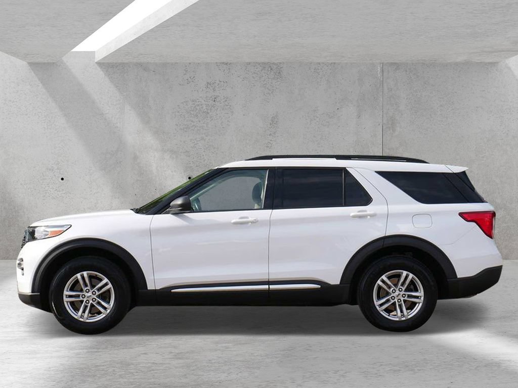 Certified 2020 Ford Explorer XLT w/ Equipment Group 202A AWD/4WD image 5