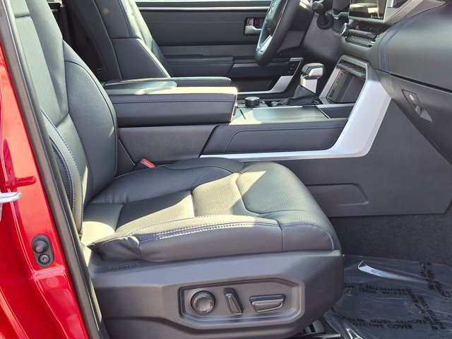 Used 2024 Toyota Tundra Platinum AWD/4WD image 19