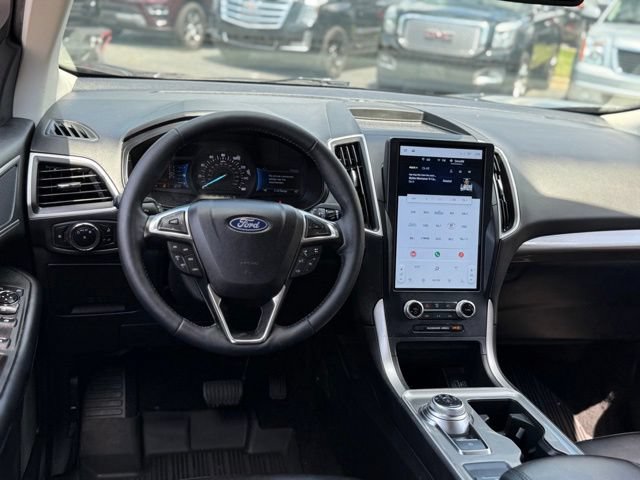 Certified 2024 Ford Edge SEL w/ Convenience Package AWD/4WD image 5