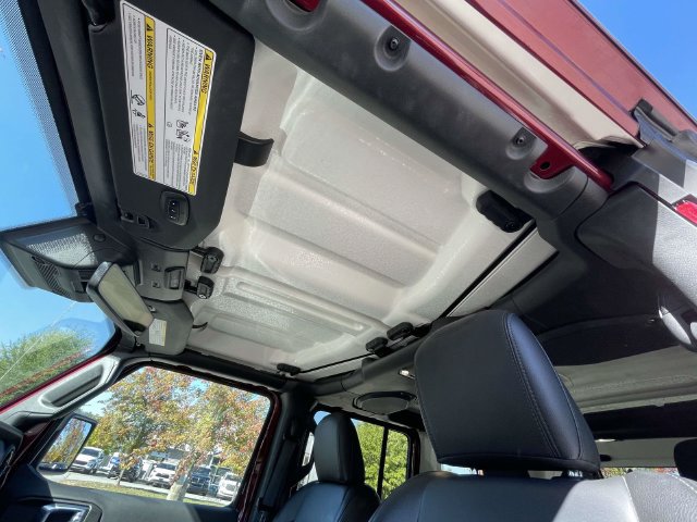 Used 2021 Jeep Wrangler Unlimited Sahara AWD/4WD image 23