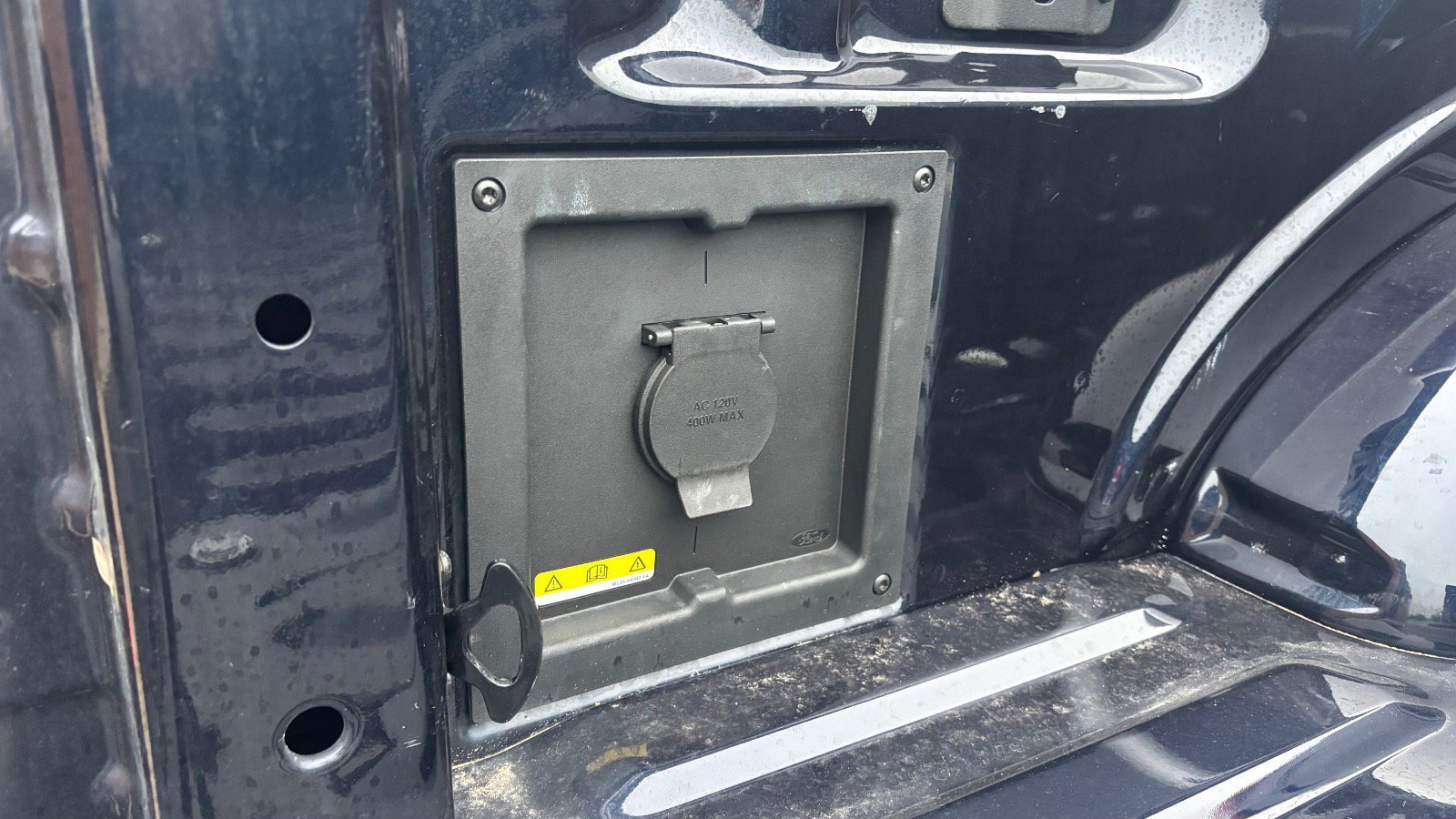 Certified 2022 Ford F150 Lariat image 11