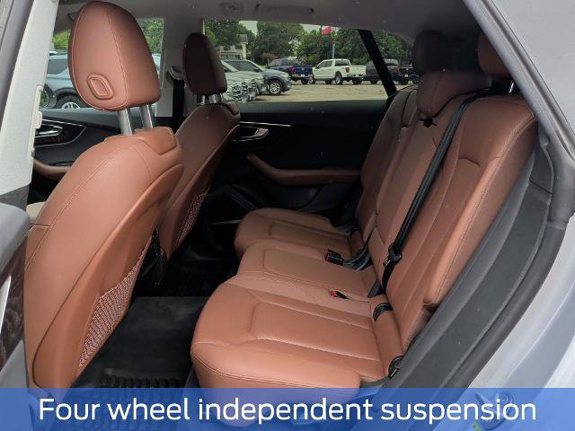 Used 2022 Audi Q8 Premium Plus AWD/4WD image 12