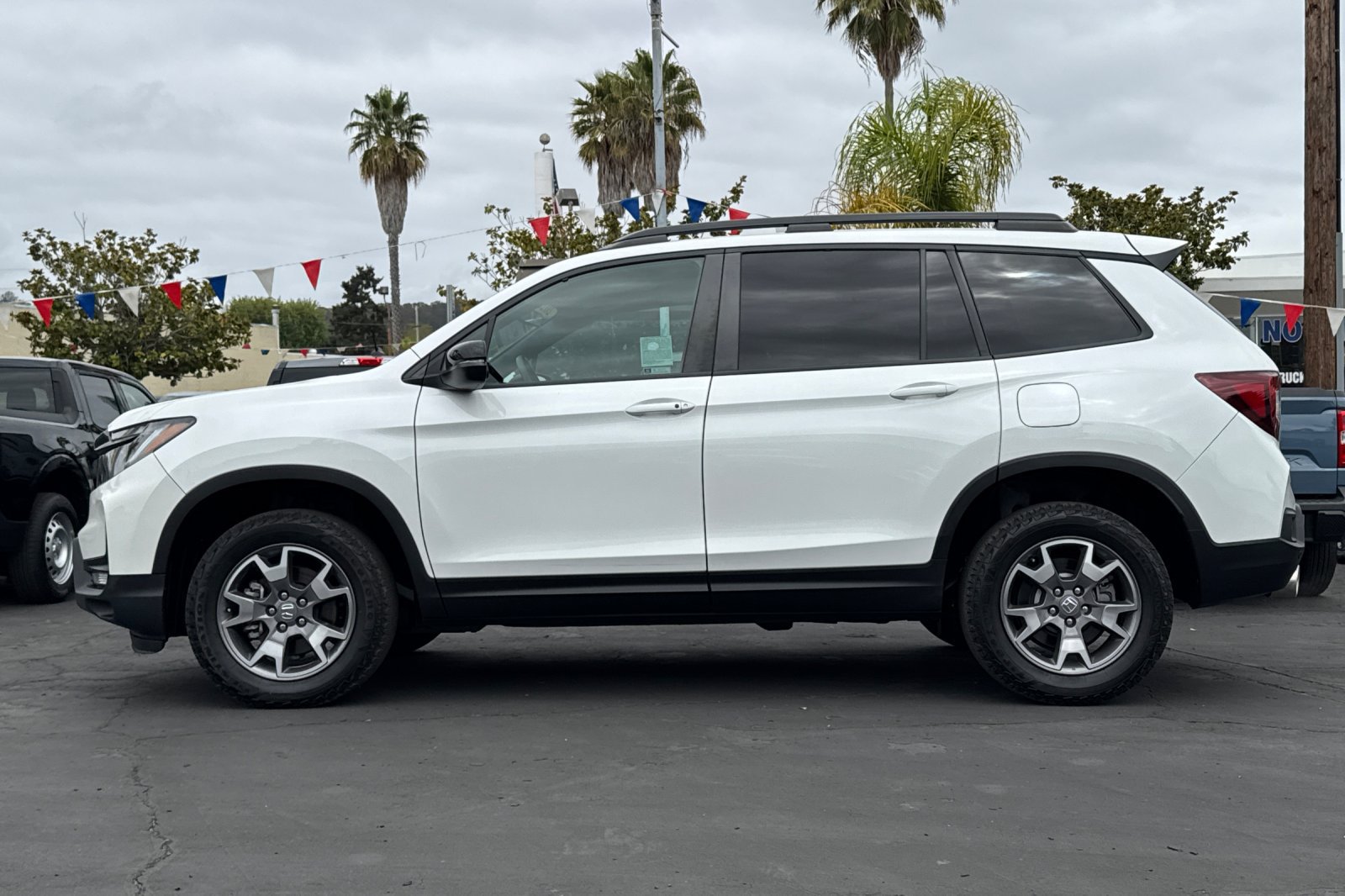 Used 2023 Honda Passport TrailSport image 31