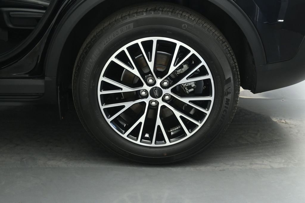 Certified 2023 Ford Escape SE FWD image 20