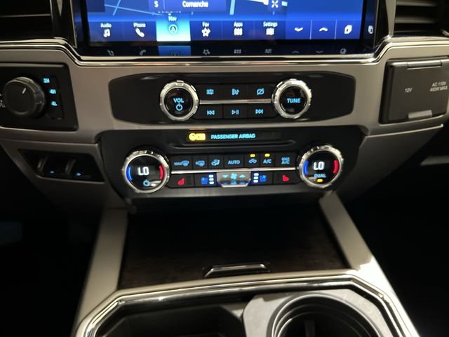 Certified 2022 Ford F350 Lariat w/ Lariat Ultimate Package AWD/4WD image 17