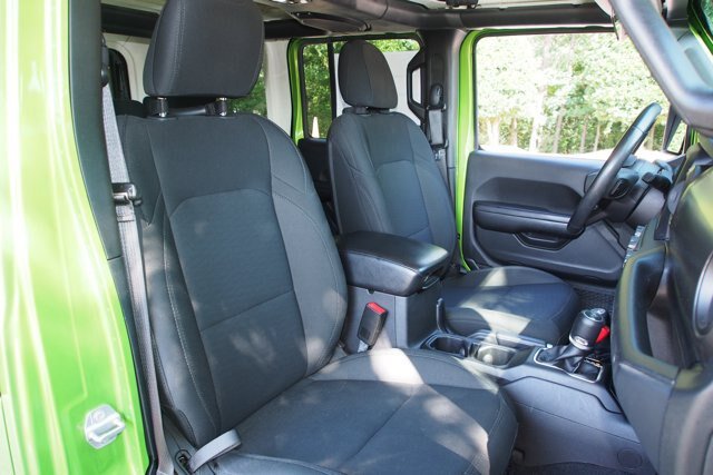 Used 2018 Jeep Wrangler Unlimited Sport S AWD/4WD image 11