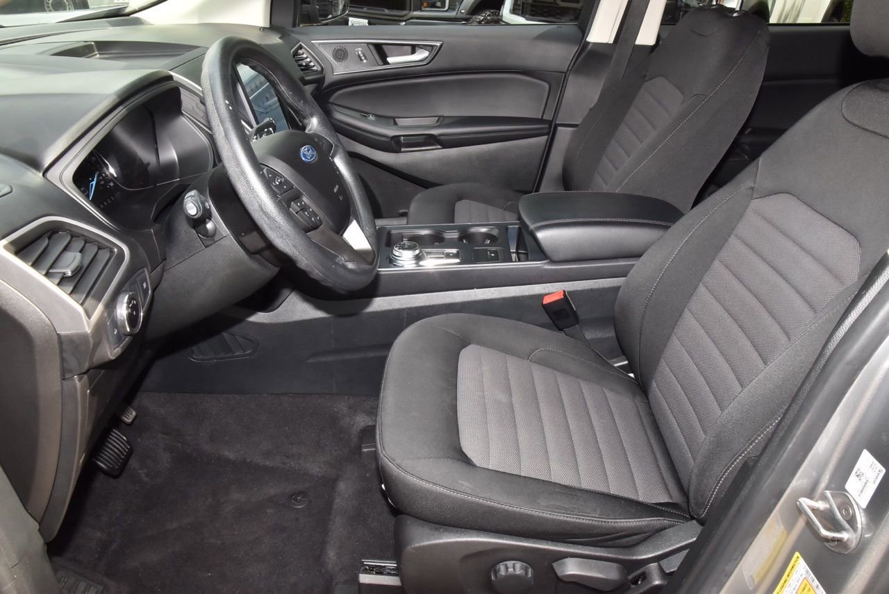 Certified 2023 Ford Edge SE w/ Black Appearance Package image 14