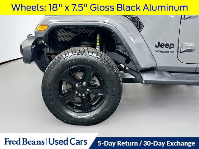 Used 2020 Jeep Wrangler Unlimited Sahara image 35